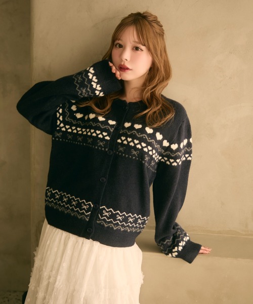 TITTY&CO.(ティティーアンドコー)の「ハート柄ノルディックボタンカーディガン(カーディガン/ボレロ・レディース・ネイビー/ピンク/グレー・FREE)」の12枚目の写真