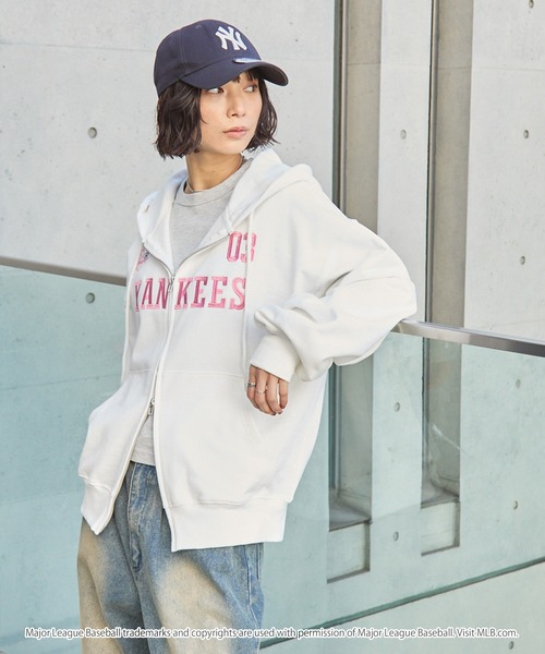 MLB（メジャーリーグベースボール）の「MLB/メジャーリーグベースボール 別注 ロゴ刺繍 オーバーサイズ ダブルジップパーカー（パーカー・メンズ・ブラック/杢グレー/オフホワイト/ネイビー/ダークブラウン・S/M/L）」の10枚目の写真