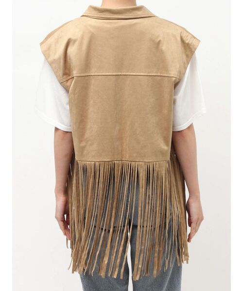 Ungrid(アングリッド)の「フェイクスウェードフリンジベスト(その他アウター・レディース・ベージュ・FREE)」の12枚目の写真