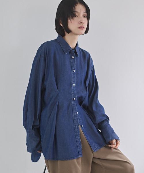 hunch(ハンチ)の「テンセルデニム ウエストタックシャツ(シャツ/ブラウス・レディース・グレー/ライトインディゴブルー/ネイビー・FREE)」の1枚目の写真