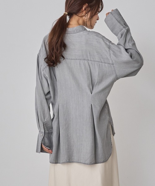 hunch(ハンチ)の「テンセルデニム ウエストタックシャツ(シャツ/ブラウス・レディース・グレー/ライトインディゴブルー/ネイビー・FREE)」の13枚目の写真
