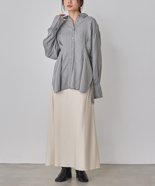hunch(ハンチ)の「テンセルデニム ウエストタックシャツ(シャツ/ブラウス・レディース・グレー/ライトインディゴブルー/ネイビー・FREE)」の6枚目の写真