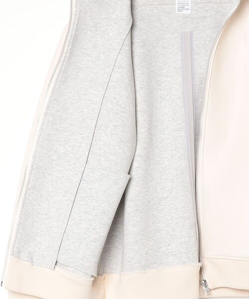 DOUBLE STANDARD CLOTHING（ダブルスタンダードクロージング）の「レザーダンボール パーカージャケット（ブルゾン・レディース・モカ/アイボリー・36/38）」の4枚目の写真