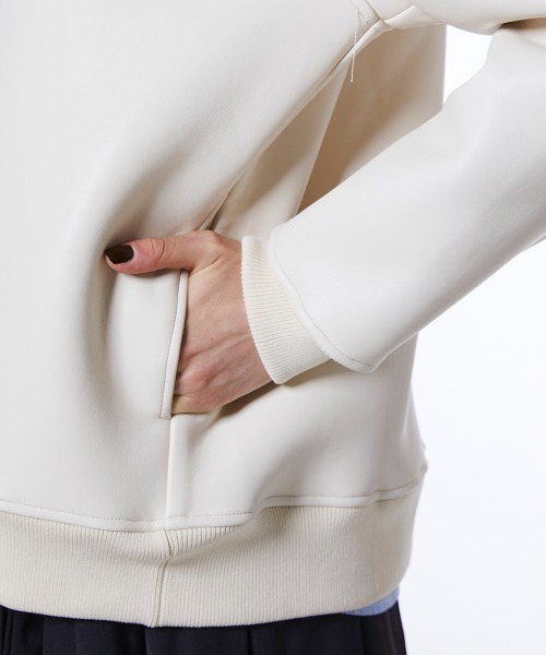 DOUBLE STANDARD CLOTHING（ダブルスタンダードクロージング）の「レザーダンボール パーカージャケット（ブルゾン・レディース・モカ/アイボリー・36/38）」の11枚目の写真