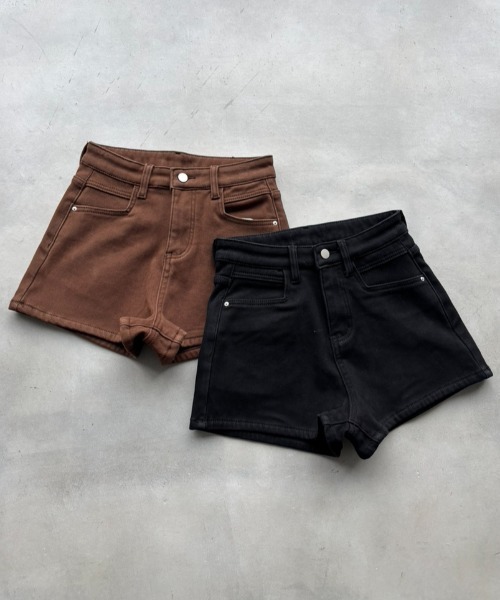 SHAGGIE（シャギー）の「裏起毛タイトハイウエストショートパンツ（その他パンツ・レディース・ブラック/ブラウン・SMALL/MEDIUM）」の7枚目の写真