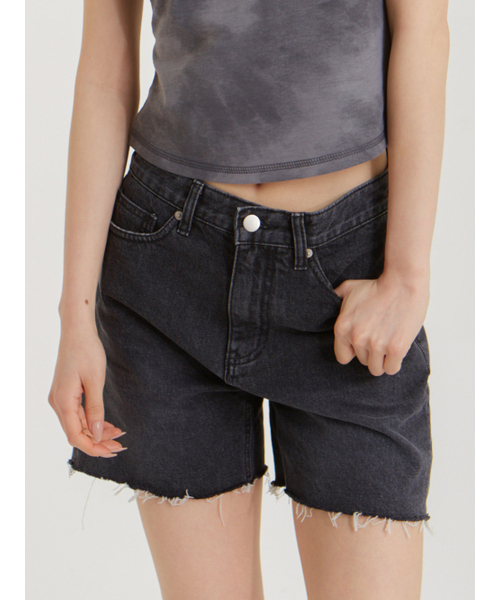 UNKNOWN PLANET(アンノウンプラネット)の「プラネットデニムショーツブラック(その他パンツ・レディース・その他・LARGE/SMALL/MEDIUM)」の2枚目の写真