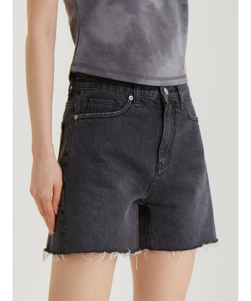 UNKNOWN PLANET(アンノウンプラネット)の「プラネットデニムショーツブラック(その他パンツ・レディース・その他・LARGE/SMALL/MEDIUM)」の4枚目の写真