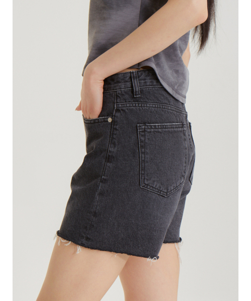 UNKNOWN PLANET(アンノウンプラネット)の「プラネットデニムショーツブラック(その他パンツ・レディース・その他・LARGE/SMALL/MEDIUM)」の6枚目の写真