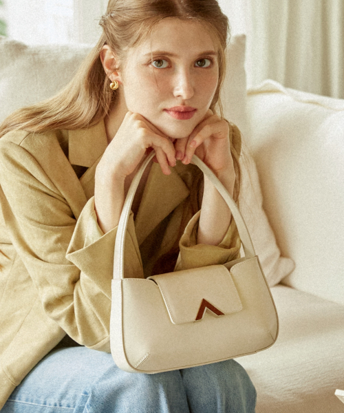 VALLUAT（バリュエット）の「Vandy bag_Cream Beige（ショルダーバッグ・レディース・その他・FREE）」の3枚目の写真