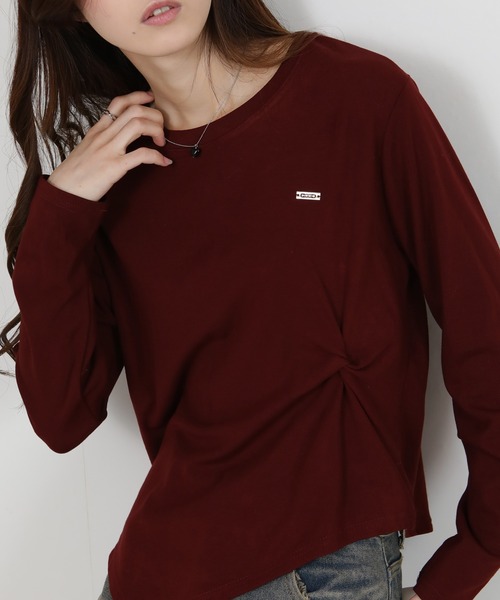 pumpkin port(パンプキンポート)の「ワンポイント プレート付 裏起毛 アシメデザイン 長袖Tシャツ(Tシャツ/カットソー・レディース・ホワイト/ワインレッド/ブラック/グレー・M)」の4枚目の写真