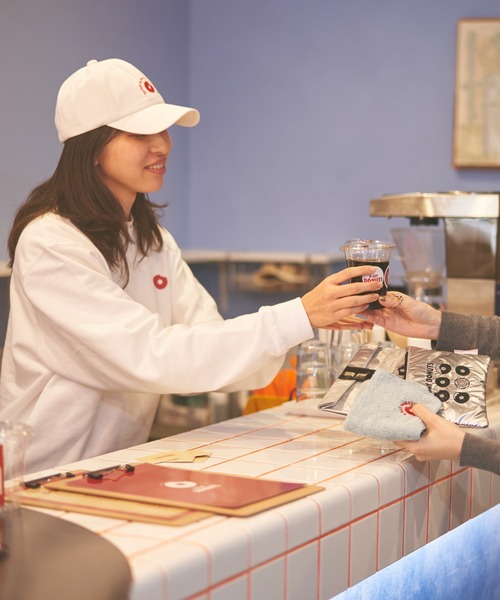 BIRTHDAY BAR（バースデイバー）の「≪BIRTHDAY BARオリジナル≫【B-DAY DONUTS】ドーナッツスウェット（スウェット・レディース・ホワイト・0）」の7枚目の写真