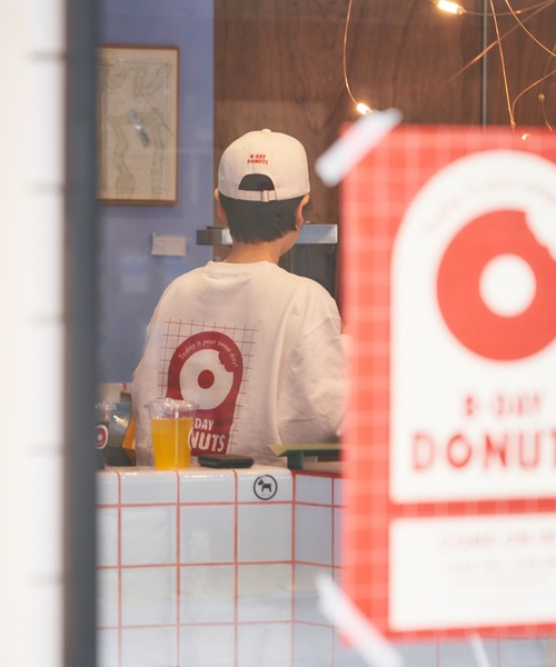 BIRTHDAY BAR（バースデイバー）の「≪BIRTHDAY BARオリジナル≫【B-DAY DONUTS】ドーナッツスウェット（スウェット・レディース・ホワイト・0）」の5枚目の写真