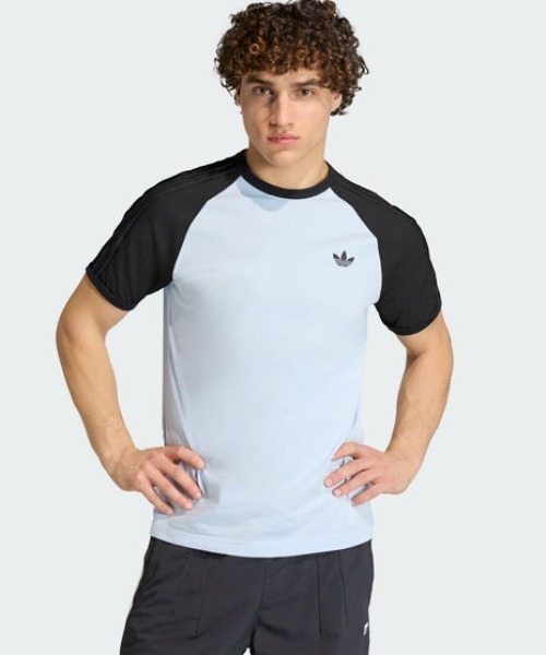 adidas（アディダス）の「スリーストライプ Tシャツ / アディダスオリジナルス adidas Originals（Tシャツ/カットソー・メンズ・イエロー/レッド/ホワイト/ブラック/ブルー/ブルー系その他・XX-LARGE/X-SMALL/SMALL/XX-SMALL/X-LARGE/MEDIUM/LARGE/3XL）」の4枚目の写真