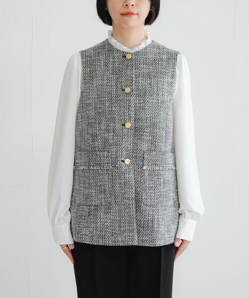 URBAN RESEARCH(アーバンリサーチ)の「ノーカラーツイードジレ(その他アウター・レディース・オフホワイト/ブラック系その他・FREE)」の19枚目の写真