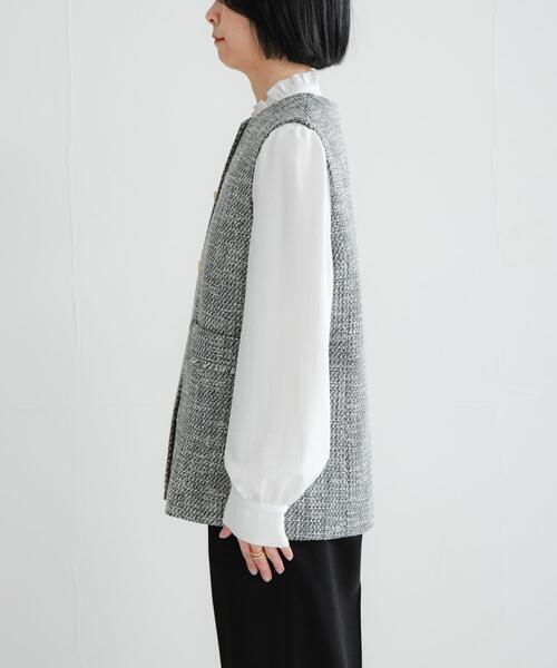 URBAN RESEARCH(アーバンリサーチ)の「ノーカラーツイードジレ(その他アウター・レディース・オフホワイト/ブラック系その他・FREE)」の20枚目の写真