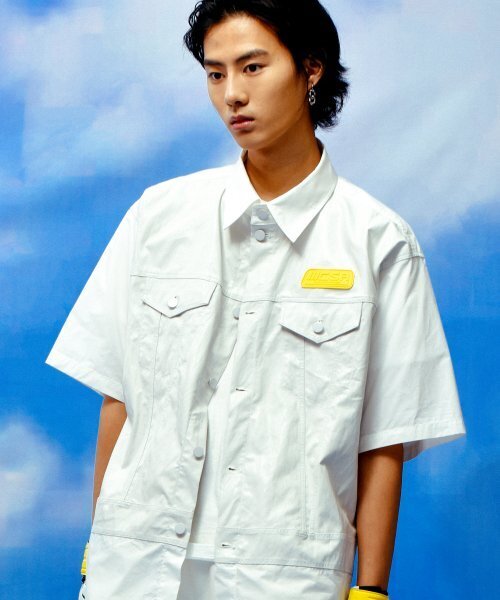 [UNISEX] Trucker Faux-Leather Short Sleeve Shirt (White)