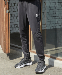 AINIFFON（アインイプオン）の「Motion Tapered Pants（スウェットパンツ）」