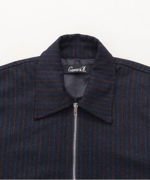 CavariA(キャバリア)の「『CavariA/キャバリア』ストライプショートZIP JKT(ブルゾン・メンズ・ネイビー/チャコール・L/M)」の16枚目の写真