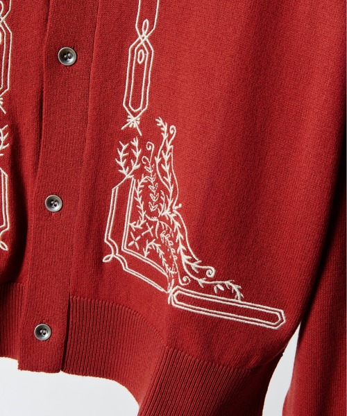 INTER FACTORY（インターファクトリー）の「takumu（MUU STUDIO） - Embroidered shirt cardigan / 刺繍シャツカーディガン（カーディガン/ボレロ・メンズ・ブラック/レッド・3/2）」の5枚目の写真