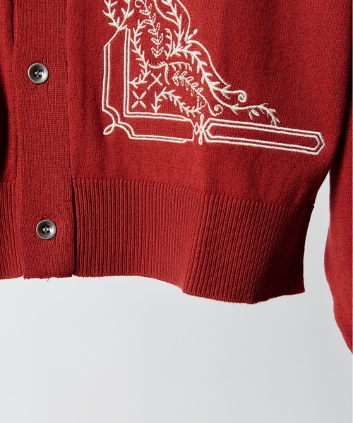 INTER FACTORY（インターファクトリー）の「takumu（MUU STUDIO） - Embroidered shirt cardigan / 刺繍シャツカーディガン（カーディガン/ボレロ・メンズ・ブラック/レッド・3/2）」の6枚目の写真