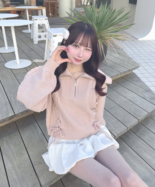 one way（ワンウェイ）の「ハーフジップレーシングニット（ニット/セーター・レディース・ホワイト/ピンク/グレー/サックスブルー・FREE）」の4枚目の写真