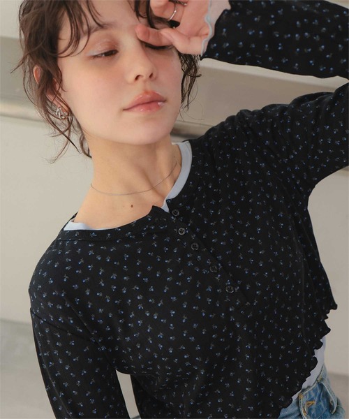 titivate（ティティベイト）の「コンパクトヘンリーネックロングスリーブトップス（Tシャツ/カットソー・レディース・グレー/ブラック系その他/アイボリー/ブラック/グレー系その他/ドット・L/M）」の21枚目の写真
