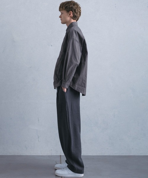 +phenix(プラスフェニックス)の「【WEB・直営店限定】+phenix(プラスフェニックス)CARGO SHIRT JACKET カーゴ シャツ ジャケット(シャツ/ブラウス・メンズ・グレー/ブラウン・M/L)」の17枚目の写真