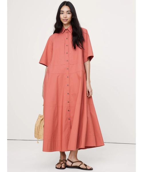 Banana Republic(バナナリパブリック)の「コットン ポプリン トラペーズ マキシ シャツドレス(ワンピース・レディース・レッド系その他/グリーン・L/M/S/XS)」の1枚目の写真
