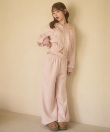 TITTY&CO.（ティティーアンドコー）の「ラメクロススウェットパンツ（スウェットパンツ）」