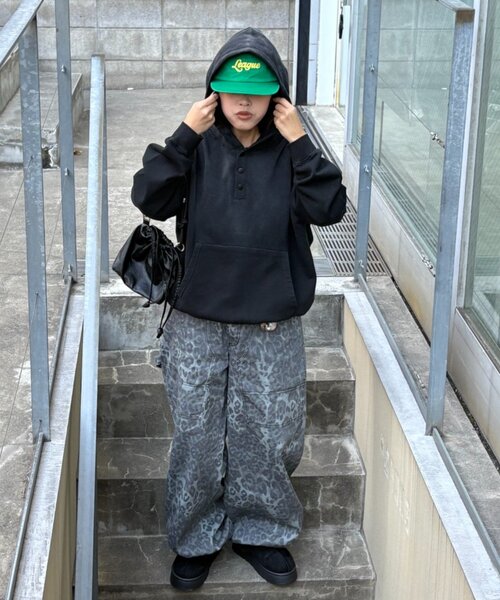 CIAOPANIC TYPY（チャオパニックティピー）の「UNISEXチェーンステッチロゴキャップ（キャップ・レディース・ブルー/グリーン/ピンク/ネイビー/ブラック・ONE SIZE）」の15枚目の写真