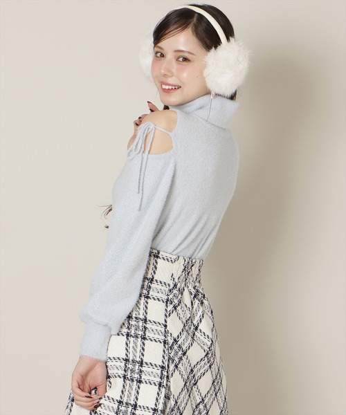 WILLSELECTION（ウィルセレクション）の「【New Year's Item】オープンショルダーラメフェザーニット（ニット/セーター・レディース・サックスブルー/オフホワイト/ブラック/ラベンダー・FREE）」の15枚目の写真