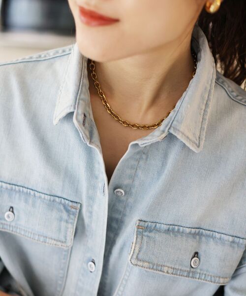 le.coeur blanc（ルクールブラン）の「HealthyDENIMヘルシーデニムAlmondShirt（シャツ/ブラウス・レディース・サックスブルー/イエロー・38）」の9枚目の写真