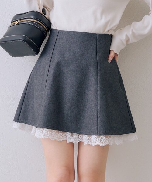 continuer de NICE CLAUP（コンティニューデナイスクラップ）の「【2026SS】【セットアップ対応】裾レースミニスカート（スカート・レディース・ベージュ/ネイビー/チャコールグレー・FREE）」の2枚目の写真