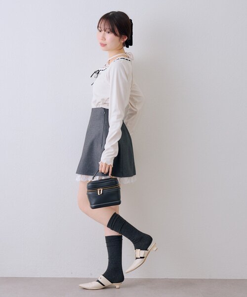 continuer de NICE CLAUP（コンティニューデナイスクラップ）の「【2026SS】【セットアップ対応】裾レースミニスカート（スカート・レディース・ベージュ/ネイビー/チャコールグレー・FREE）」の10枚目の写真