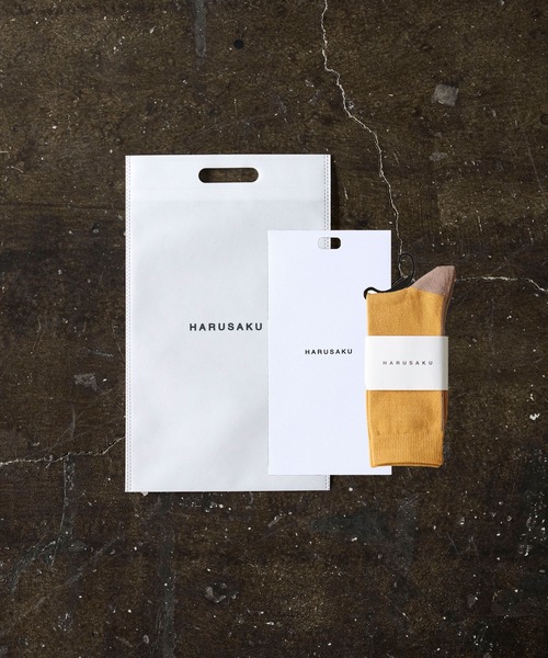 HARUSAKU(ハルサク)の「HARUSAKU:SIngle Back LIne Socks GIFT 1P SET :ハルサク メンズシングル バックライン ソックス プレゼントギフトセット 1足(ソックス/靴下・メンズ・ブラウン/ホワイト系その他/イエロー系その他/ネイビー・L/M)」の4枚目の写真
