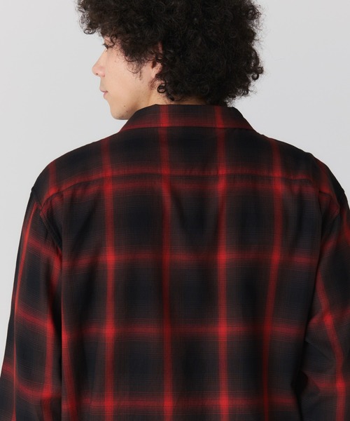 Champion(チャンピオン)の「【Champion/チャンピオン】直営限定コレクション メンズ ロングスリーブシャツ(Tシャツ/カットソー・メンズ・ブラック/ライトグレー/ベージュ・X-LARGE/LARGE/MEDIUM/SMALL)」の10枚目の写真