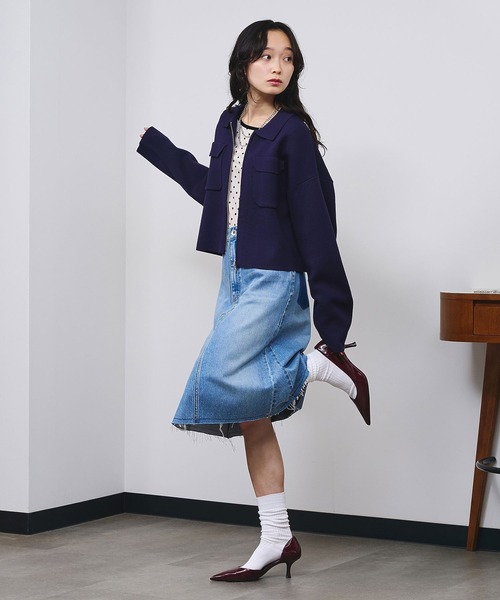 ROSE BUD(ローズバッド)の「PANEL DENIM MINI SKIRT(デニムスカート・レディース・ライトインディゴブルー・S)」の2枚目の写真