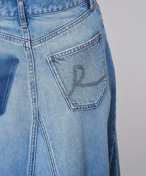 ROSE BUD(ローズバッド)の「PANEL DENIM MINI SKIRT(デニムスカート・レディース・ライトインディゴブルー・S)」の15枚目の写真