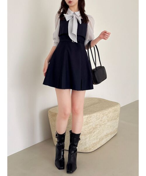 dazzlin（ダズリン）の「2WAYボウタイレイヤードミニワンピース（ワンピース・レディース・ネイビー/ベージュ/チャコールグレー・MEDIUM/SMALL）」の3枚目の写真