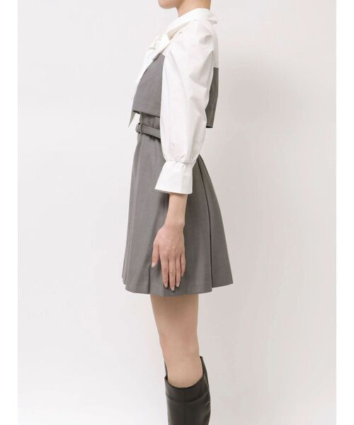 dazzlin(ダズリン)の「2WAYボウタイレイヤードミニワンピース(ワンピース・レディース・ネイビー/ベージュ/チャコールグレー・MEDIUM/SMALL)」の7枚目の写真
