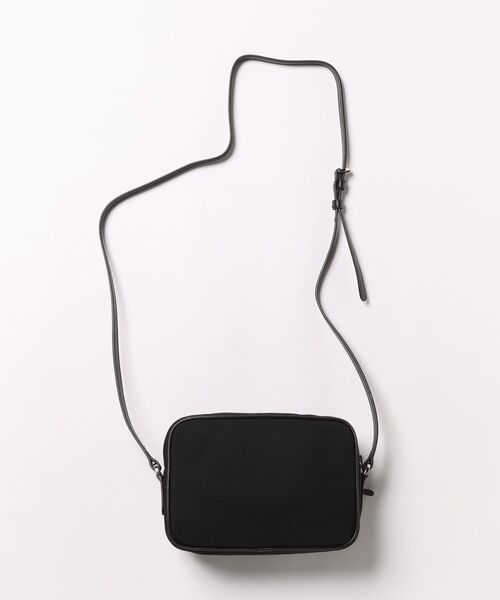 STELLA McCARTNEY（ステラマッカートニー）の「Dartmoor ECONYL Crossbody Camera Bag / Dartmoor ECONYL クロスボディカメラバッグ（ショルダーバッグ・レディース・ブラック・ONE SIZE）」の6枚目の写真
