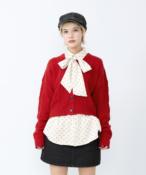 PUNYUS（プニュズ）の「ケーブルニットカーディガン（カーディガン/ボレロ・レディース・レッド/ホワイト/グレー・1/2/3/4/5）」の12枚目の写真