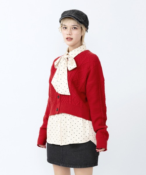 PUNYUS（プニュズ）の「ケーブルニットカーディガン（カーディガン/ボレロ・レディース・レッド/ホワイト/グレー・1/2/3/4/5）」の13枚目の写真