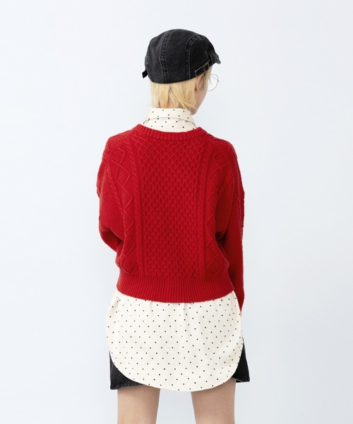 PUNYUS（プニュズ）の「ケーブルニットカーディガン（カーディガン/ボレロ・レディース・レッド/ホワイト/グレー・1/2/3/4/5）」の14枚目の写真