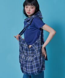 SEQUENZ（シークエンズ）の「【sqnz（エスキュンズ）】sqnz favorite kira-kira totebag / ユニセックス 雑貨 バック ラインストーン チェック 大容量 2way（トートバッグ）」