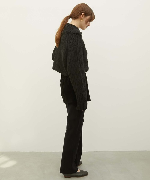 LA PEAU DE GEM（ラポドゥジェム）の「【LA PEAU DE GEM】high neck short knit/ハイネックショートニット（ニット/セーター・レディース・ブラック/ブラウン・FREE）」の9枚目の写真