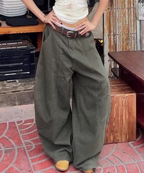 WYZ wear(ダブリューワイジィーウェア)の「カーブワイドパンツ/ユニセックス(その他パンツ・メンズ・ベージュ/カーキ/チャコールグレー・M/L/XL)」の18枚目の写真