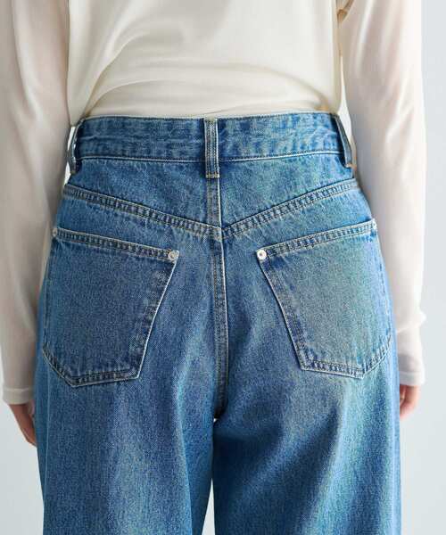 YECCA VECCA（イェッカヴェッカ）の「ORGABITS切替ストレートデニム（デニムパンツ・レディース・インディゴブルー/ライトインディゴブルー・S/M）」の3枚目の写真