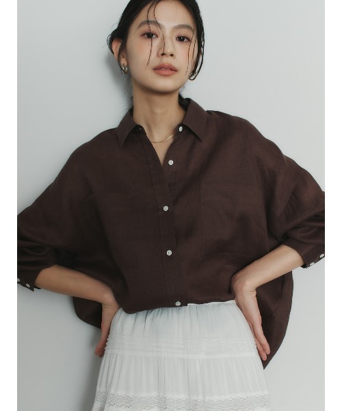 anuans（アニュアンス）の「シンプルリネンシャツ（シャツ/ブラウス・レディース・ピンク/ブルー/ブラウン/ホワイト・FREE）」の2枚目の写真