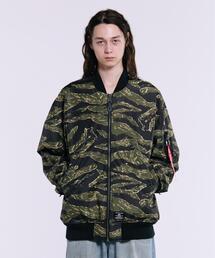 DIESEL ダークカモフラージュ MA-1ジャケット　サイズXXL DIESEL（ディーゼル）の「メンズ ジャケット カモフラージュ柄